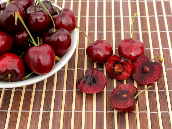 Cherry đỏ Canada hộp 1kg (size 9)